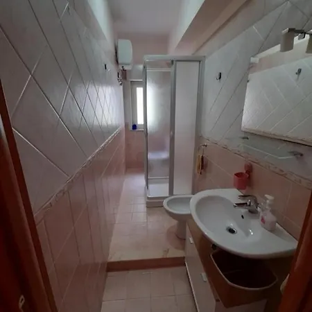 Deborah Apartman Giardini Naxos